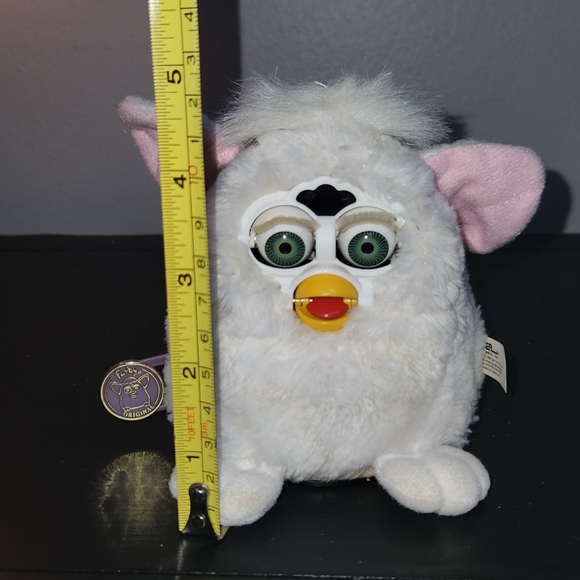 Collectible Furby ~ Interactive Robotic Toy ~ He's cute and works! - Picture 5 of 6